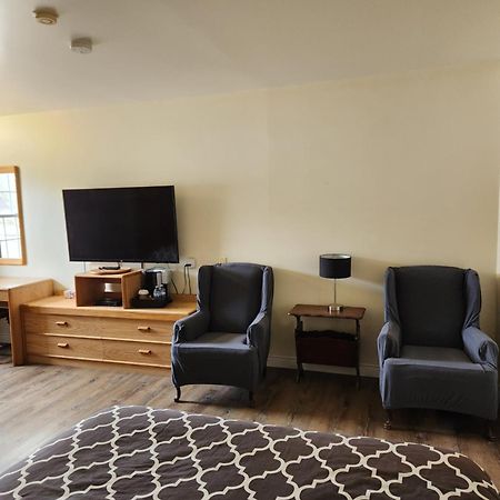 Covered Bridge Inn & Suites Sussex Dış mekan fotoğraf