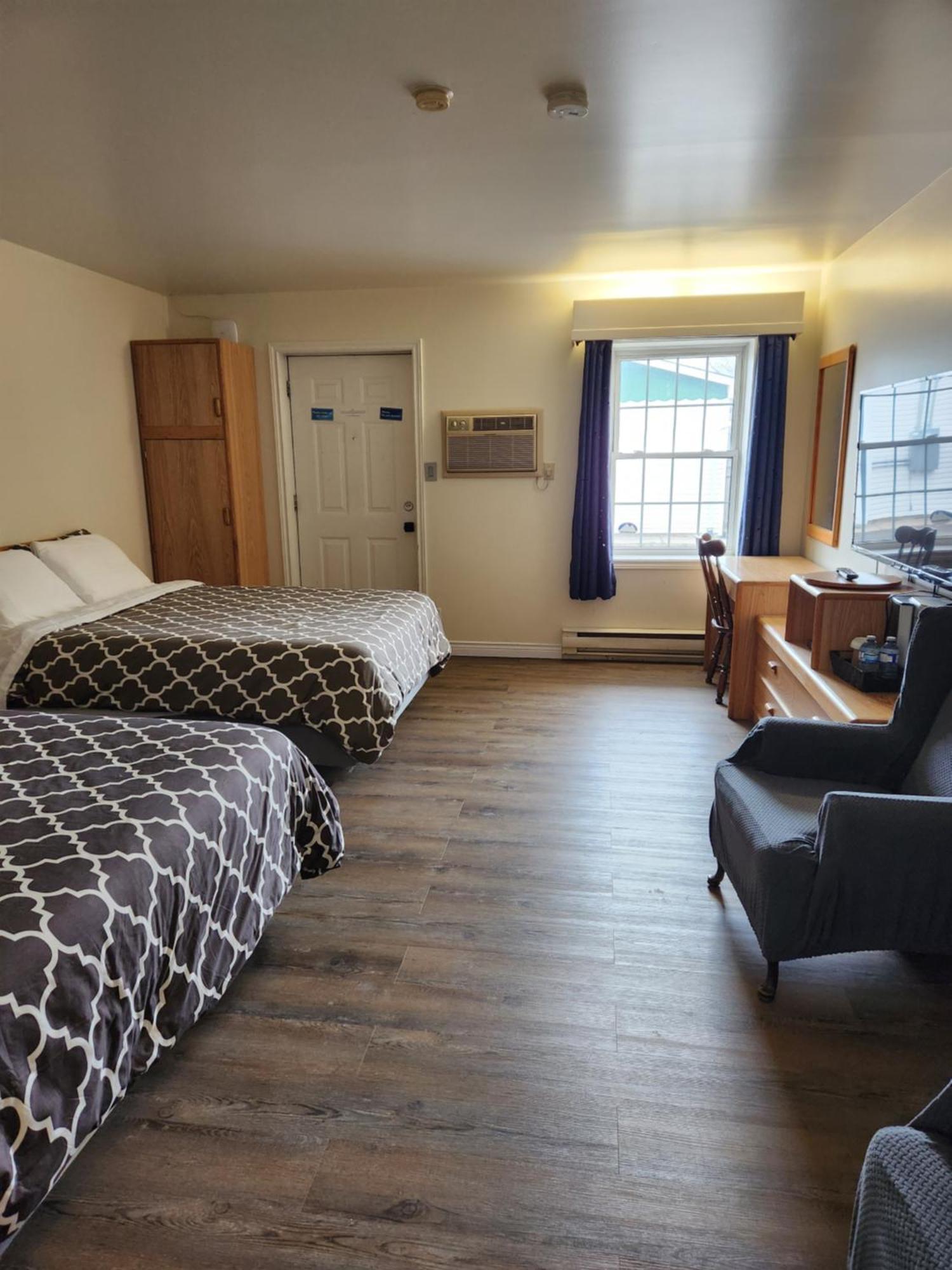 Covered Bridge Inn & Suites Sussex Dış mekan fotoğraf