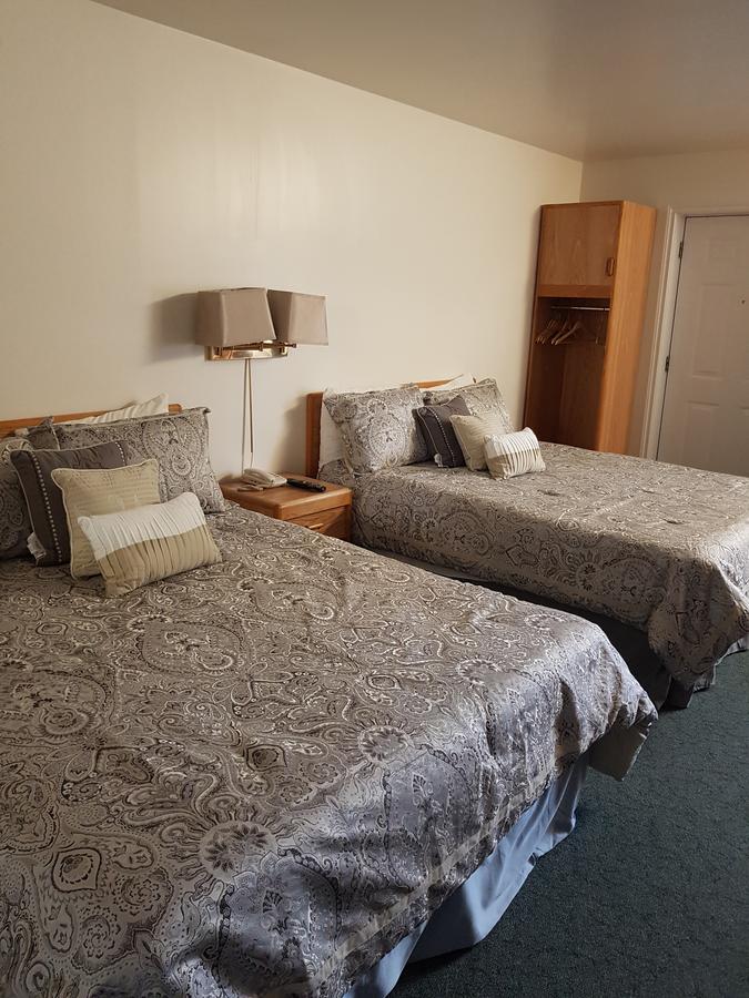 Covered Bridge Inn & Suites Sussex Dış mekan fotoğraf