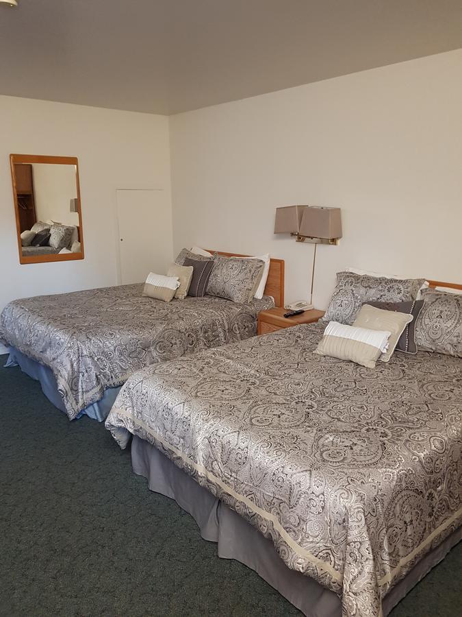 Covered Bridge Inn & Suites Sussex Dış mekan fotoğraf