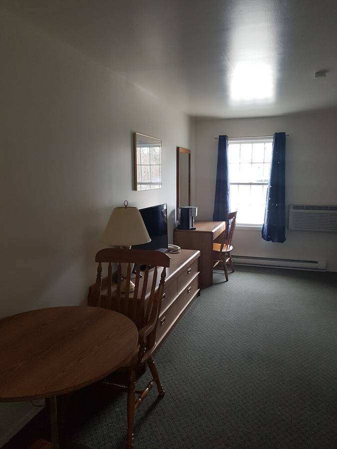 Covered Bridge Inn & Suites Sussex Dış mekan fotoğraf